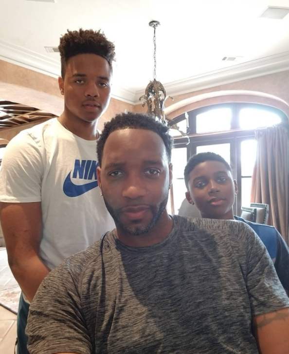 他的成功更 他的成功更